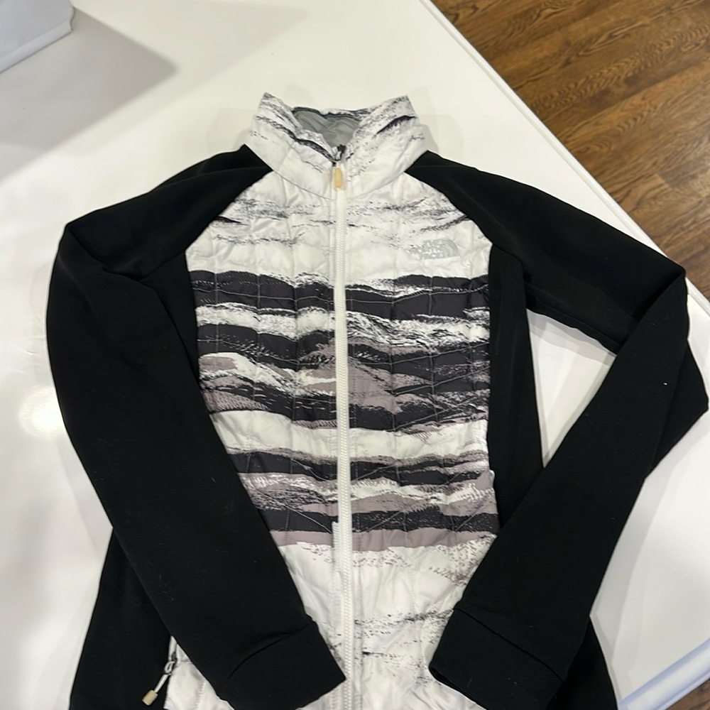 North face Light weight jacket